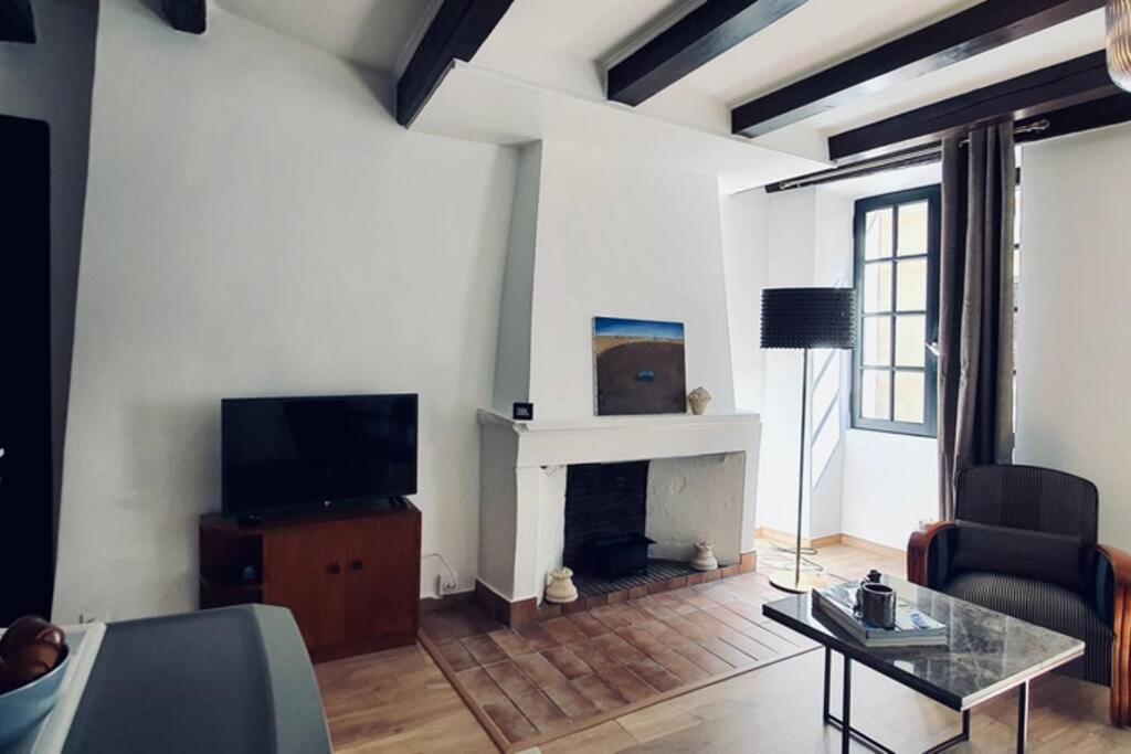 Le Carnot 2 Etoiles Hypercentre Vieille Ville Άννεσι Εξωτερικό φωτογραφία